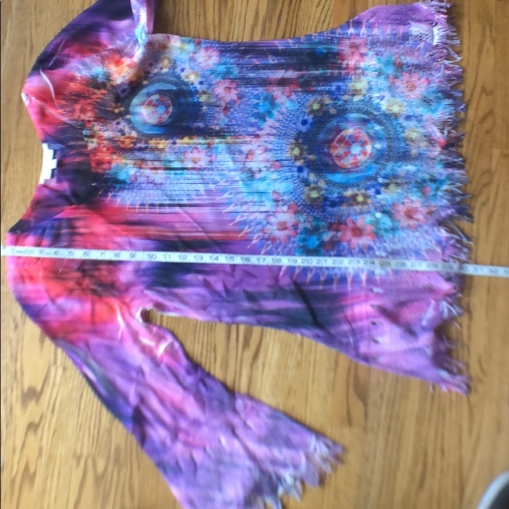 NWOT Beautiful Sheer Top -  Harlow Zee - Size S - Picture 5 of 7